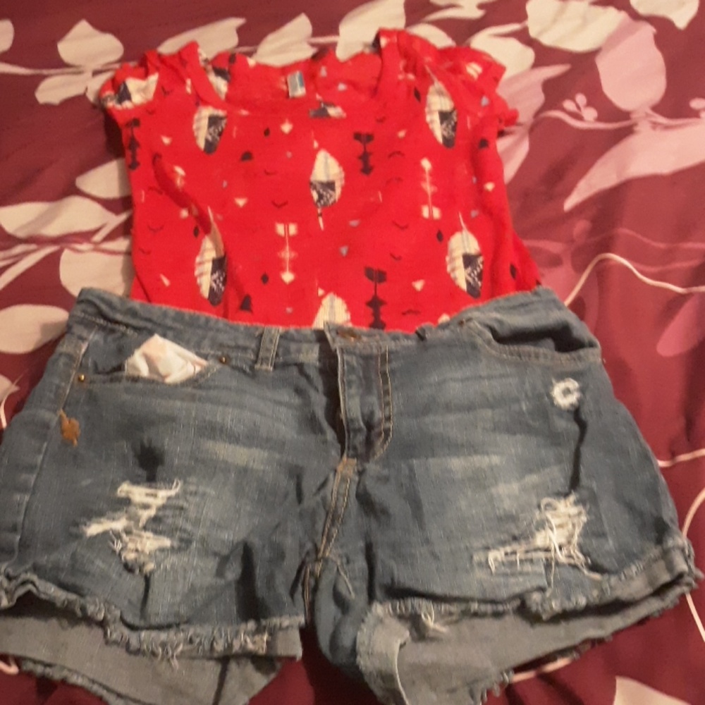 top and short shorts